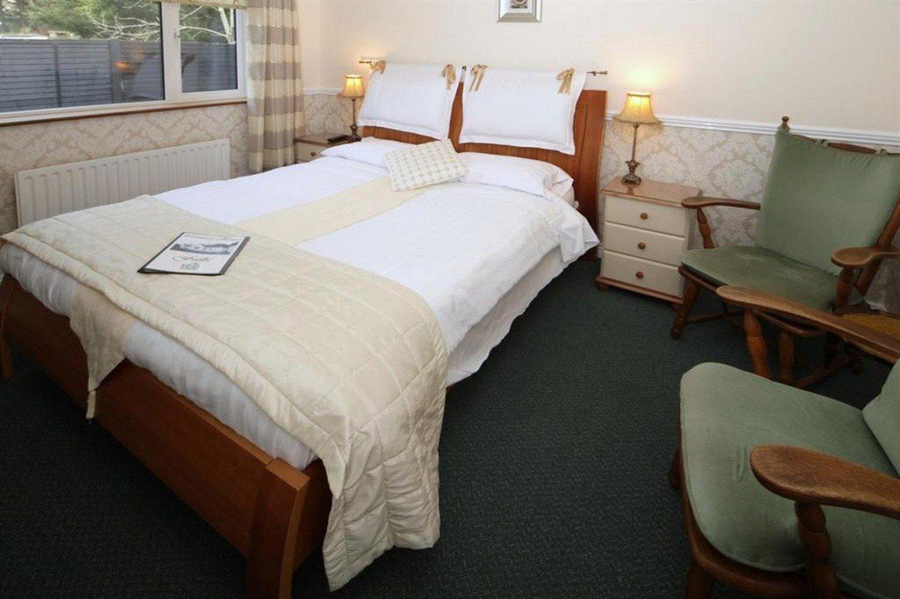 เลานาร์ด เฮาส์ Bed & Breakfast คิลเคนนี ภายนอก รูปภาพ